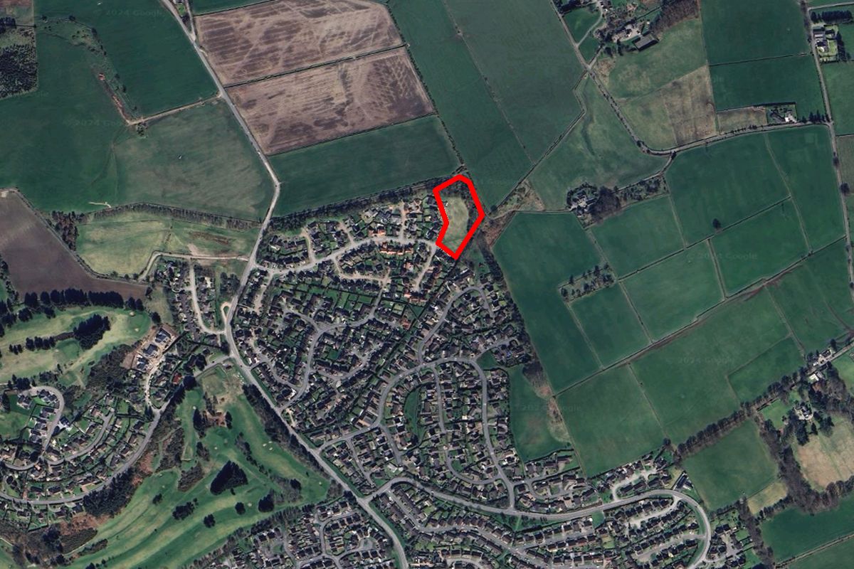 Land off Meadowlands Close, Westhill, Aberdeen, AB32 6EF